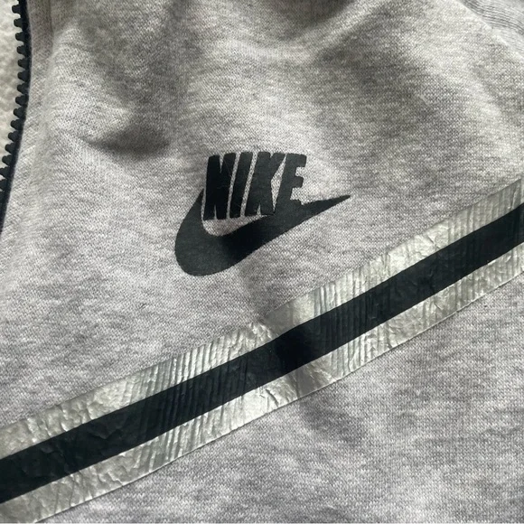 Zip-Up Sweater - Picture 3 of 5